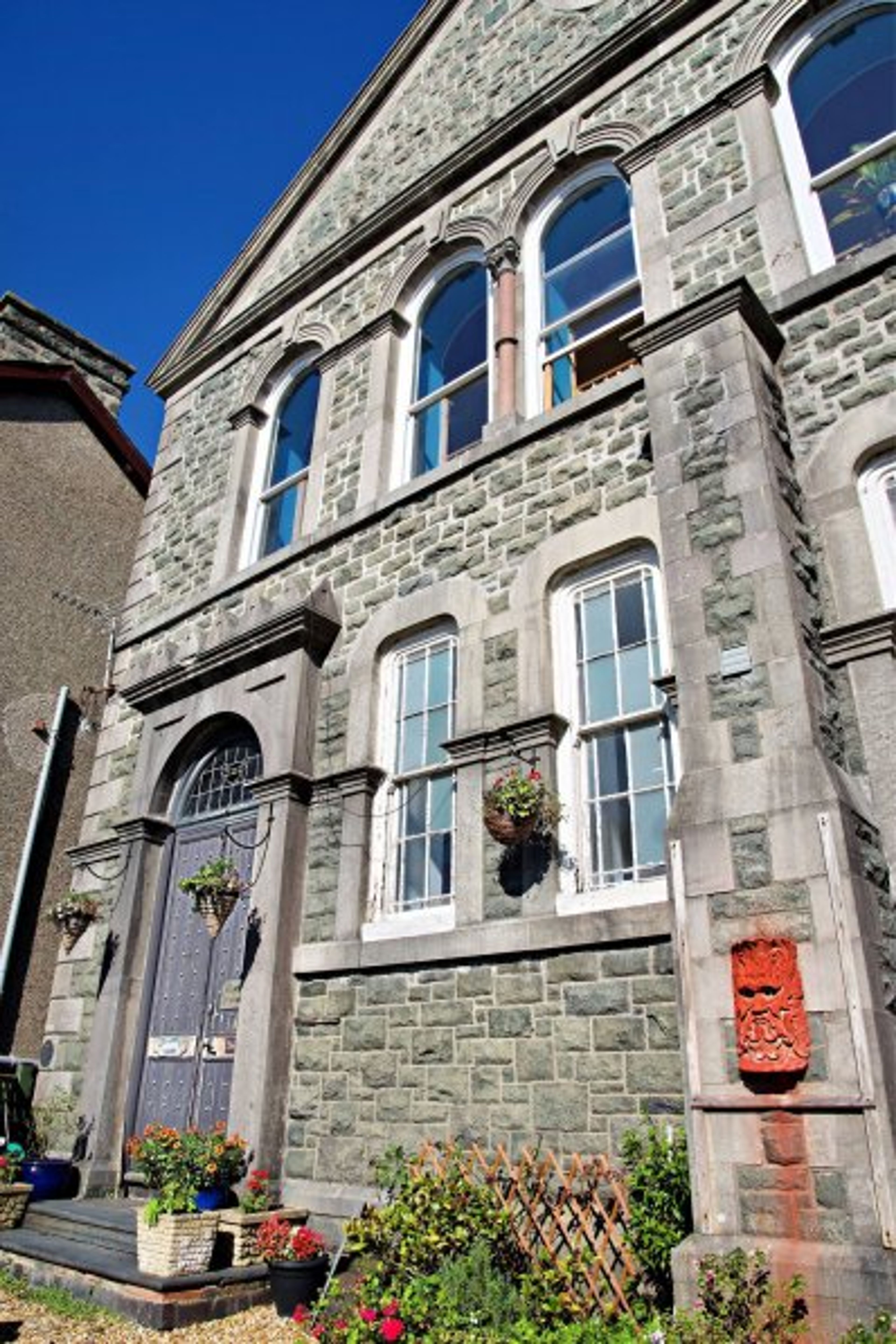 Capel Mawr from Street Level