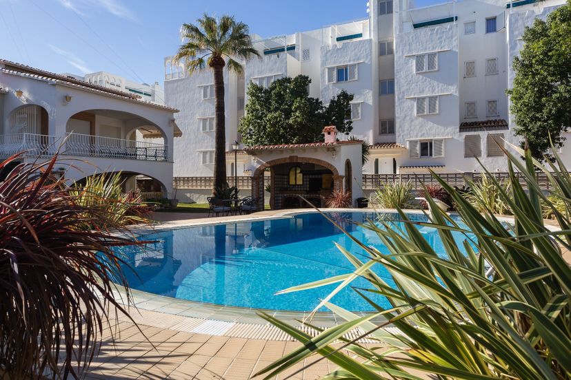 Villa in Spain, Marines