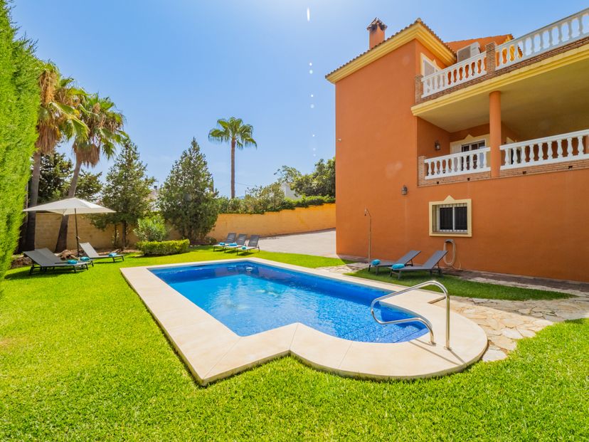 Cottage in La Chichara, Spain