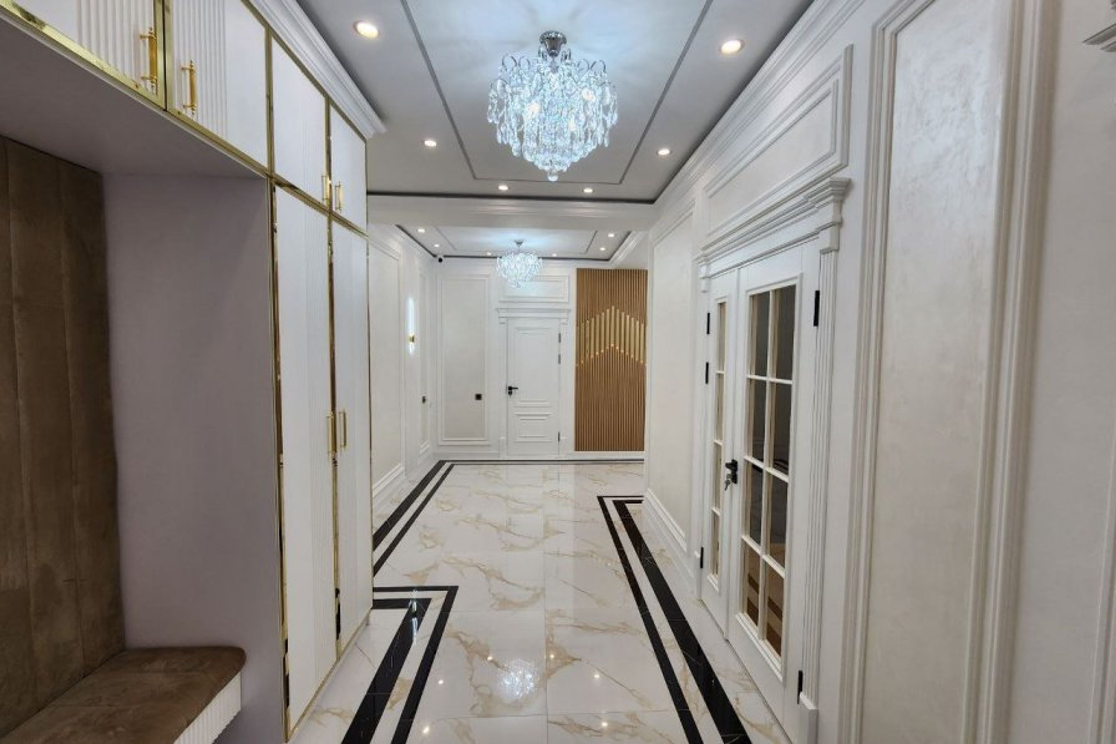 Corridor.