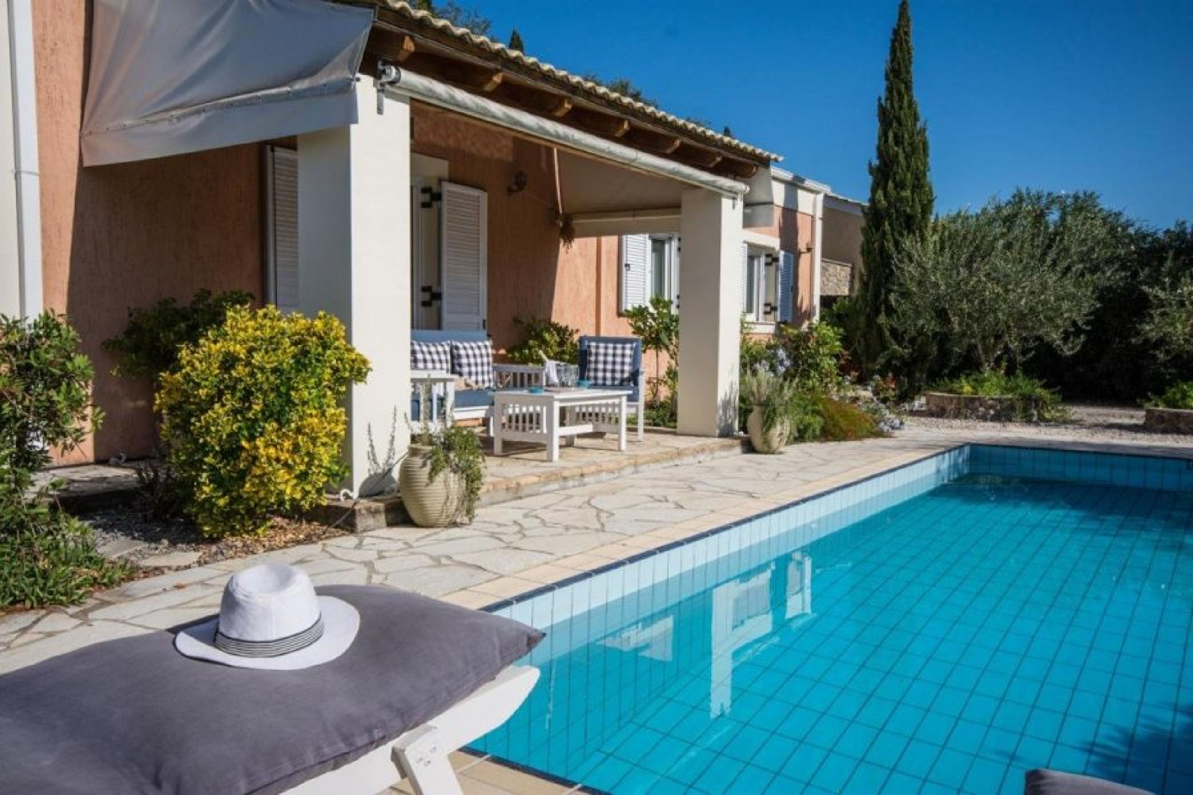 Villa Oleander pool
