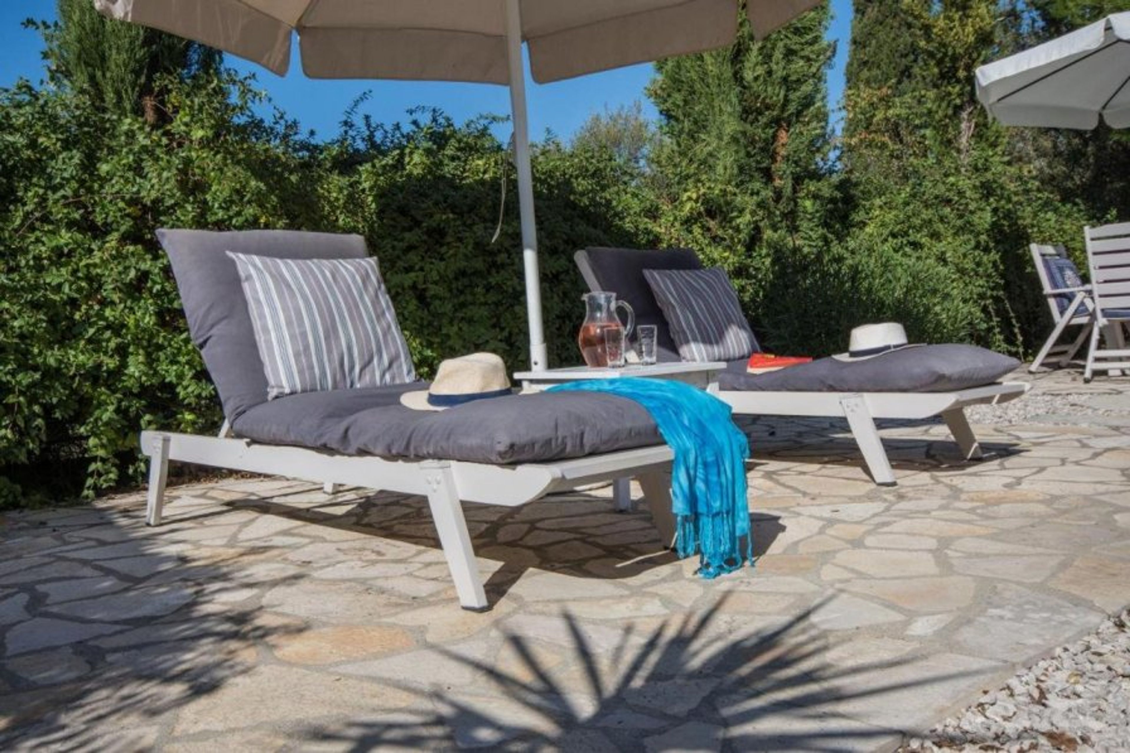 Loungers