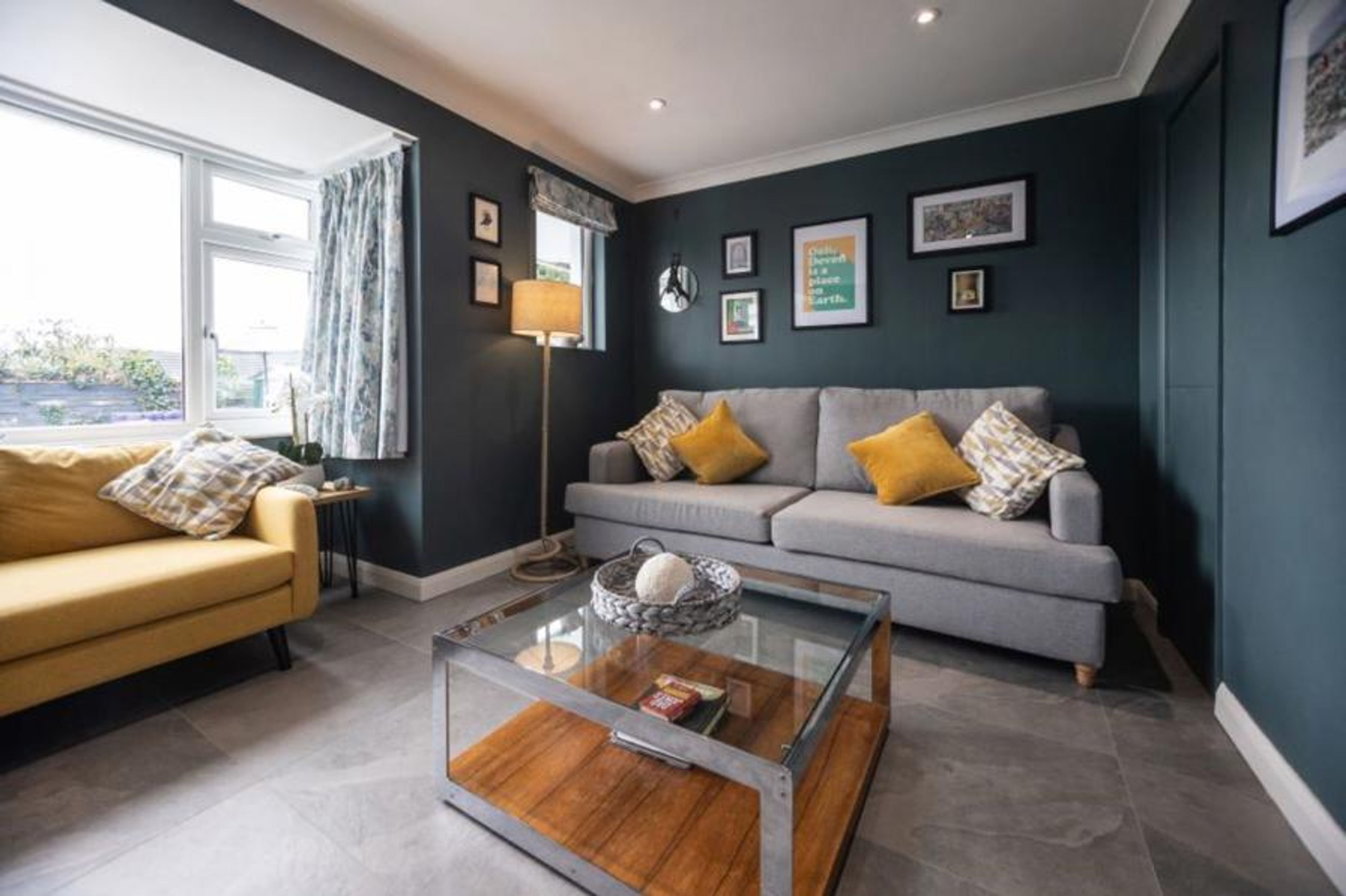 Happy Days Living Room