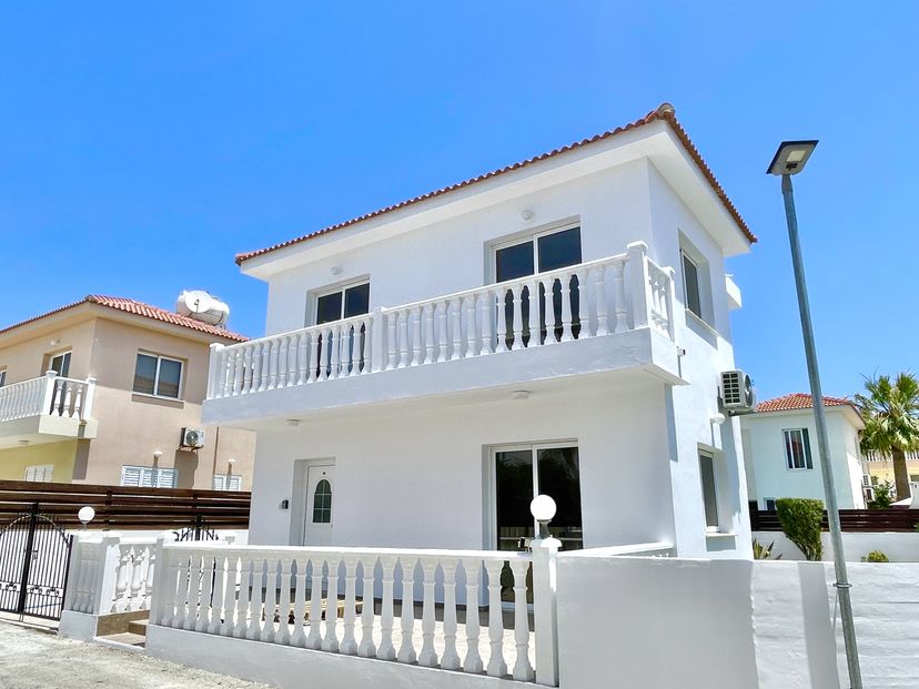 Villa in Nissi Golden Sands, Cyprus