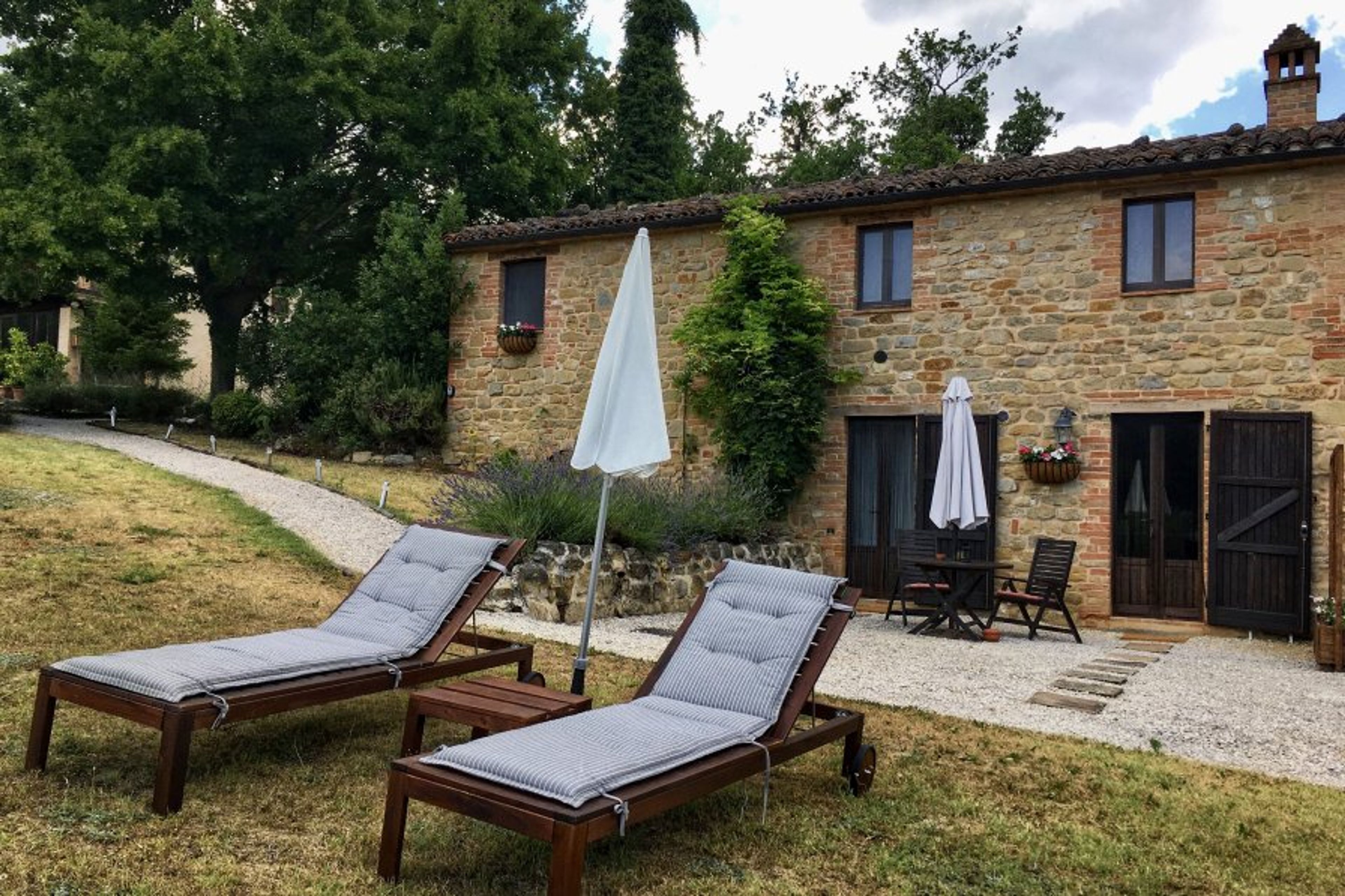 Relax in the Garden 
