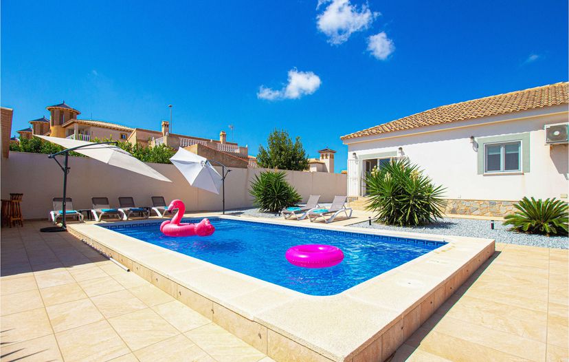 Villa in Urbanización Montezenia-Torrezenia, Spain