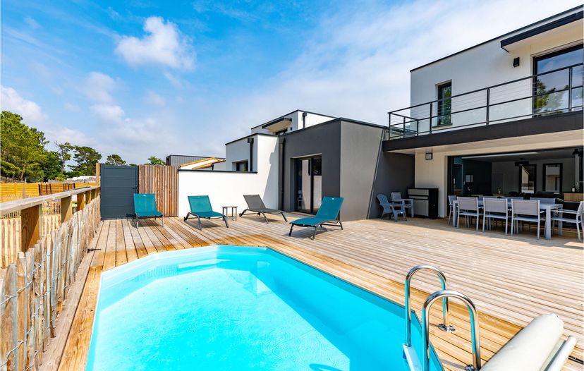 Villa in Notre-Dame-de-Monts, France