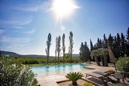 Gulf of Lyon holiday chateau rental with shared pool
