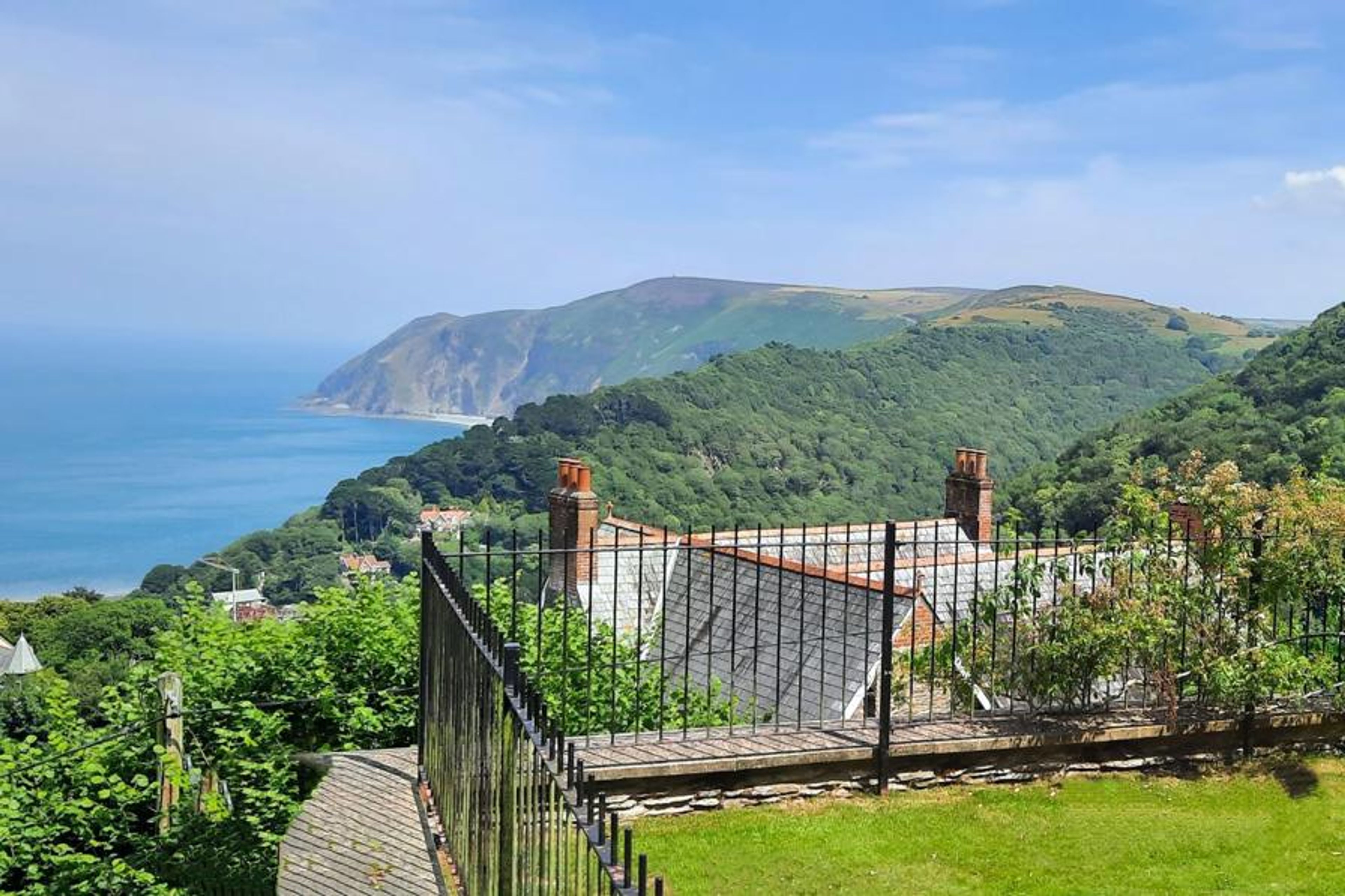 Briar Cottage View Mobile