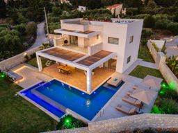 Villa with private pool in Crete, Greece