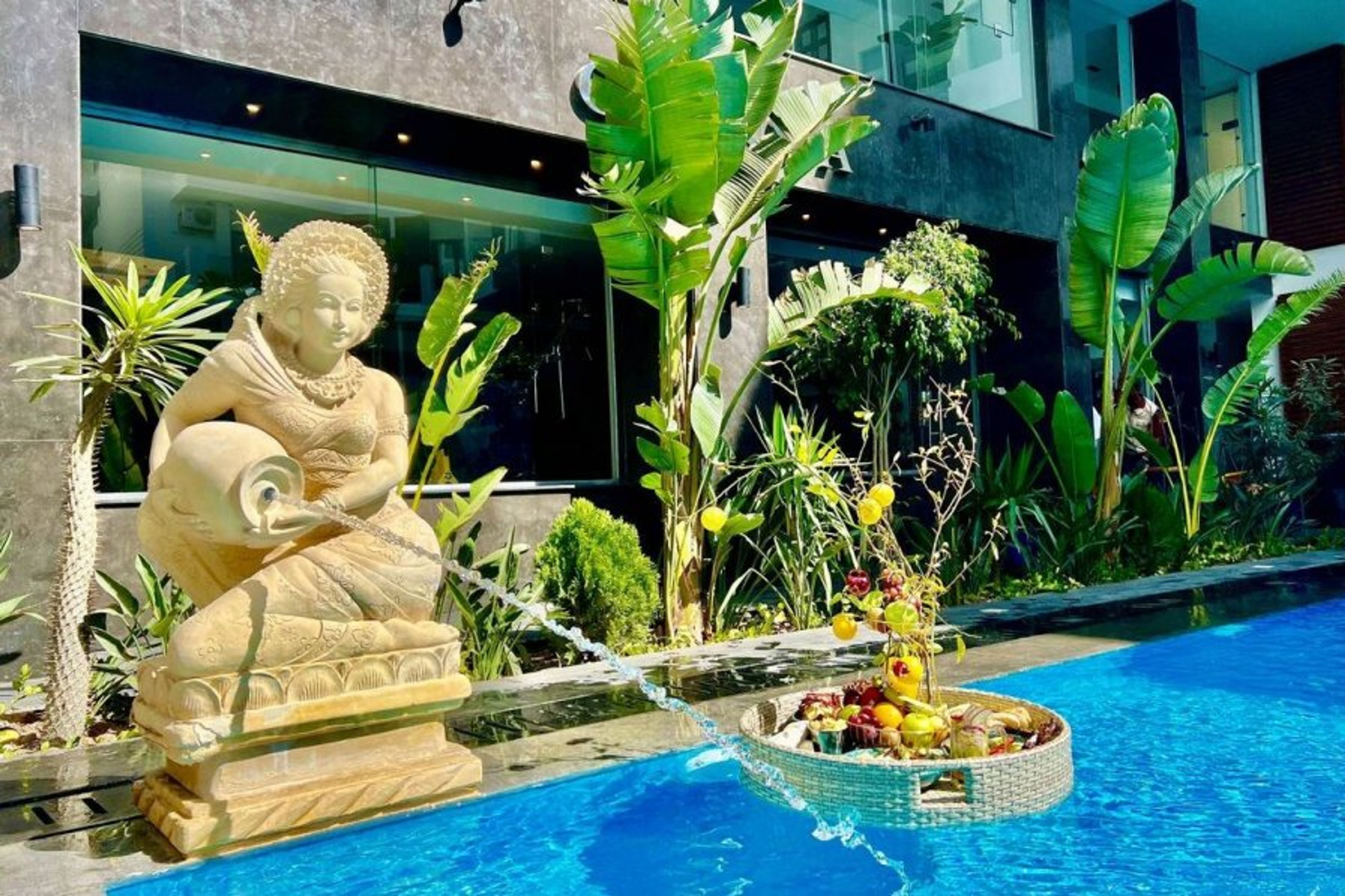 Main Pool