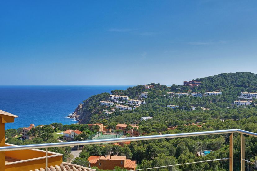 Villa in Urbanització Aigua-Xellida, Spain