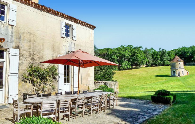 Villa in Saint-Georges-de-Montclard, France