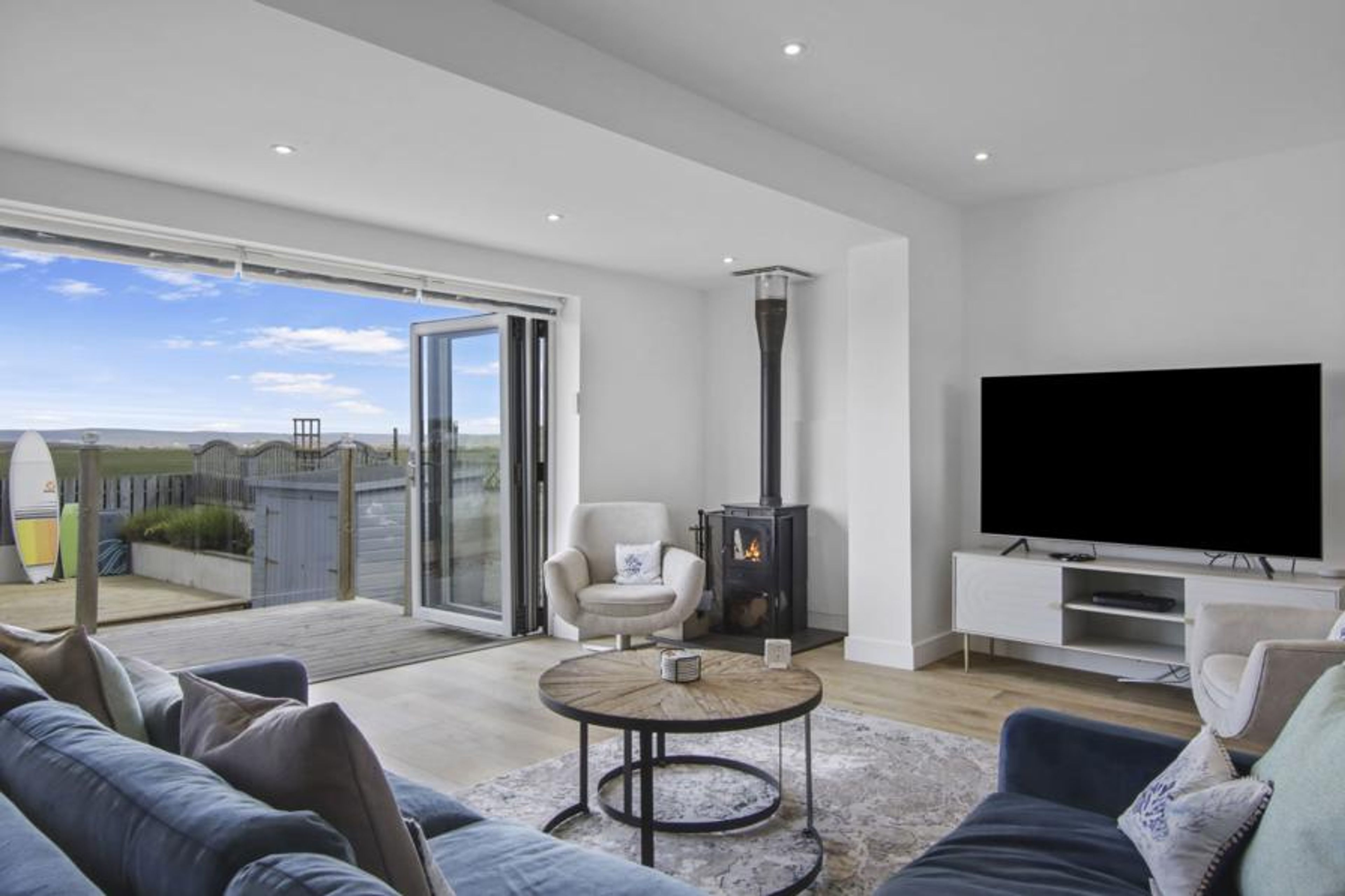 Ridgeview Living Room Close Up