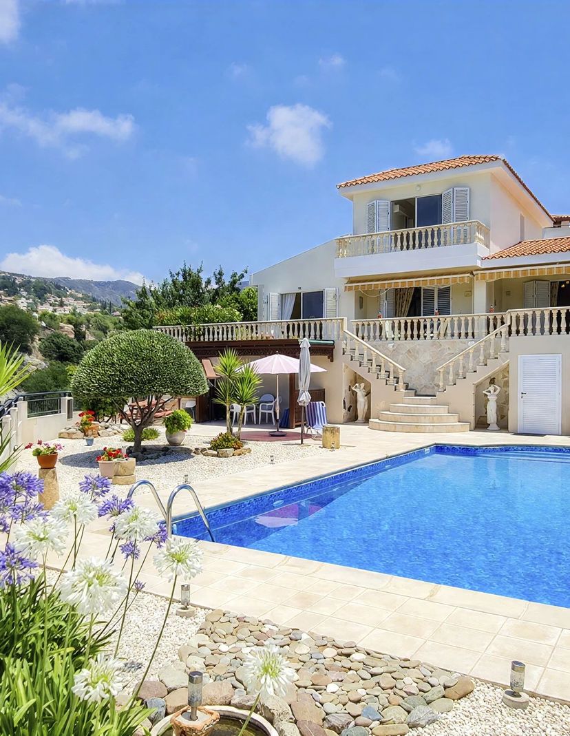 Villa in Cyprus, Tala