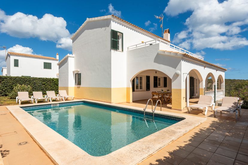 Villa in Cala Llonga, Menorca