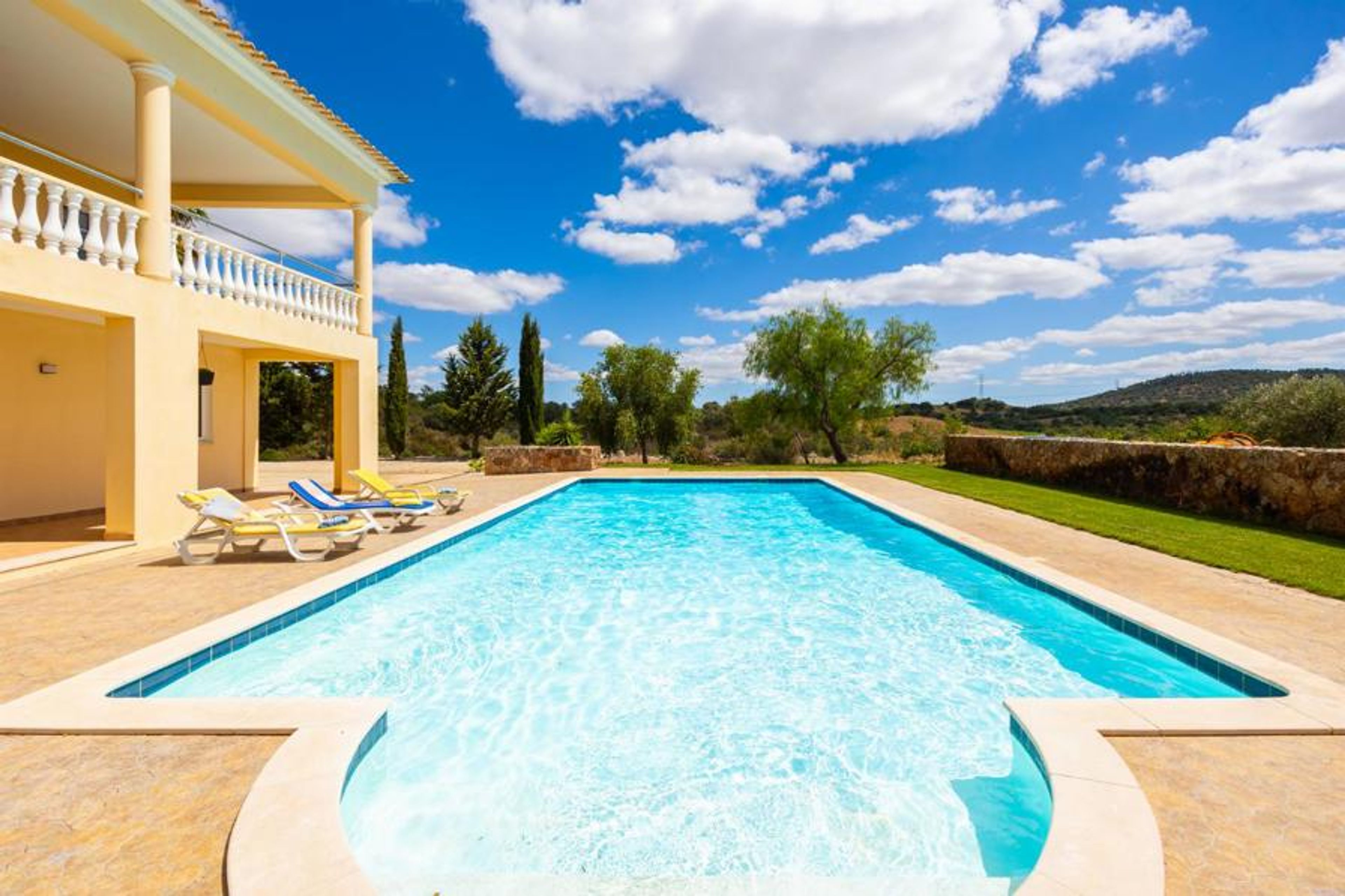 Private pool and terrace