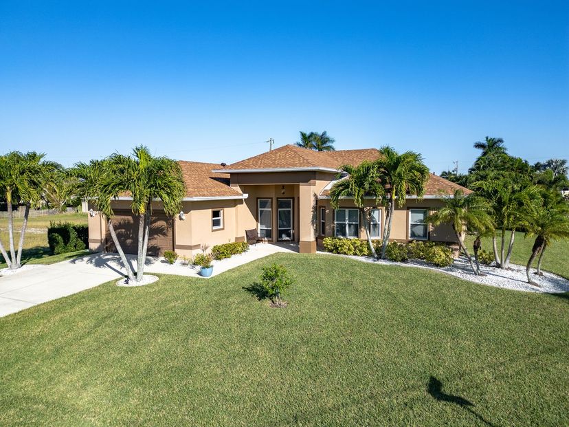Villa in Cape Coral, Florida