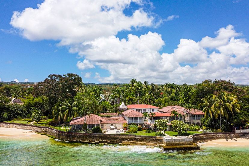 Villa in Holetown, Barbados