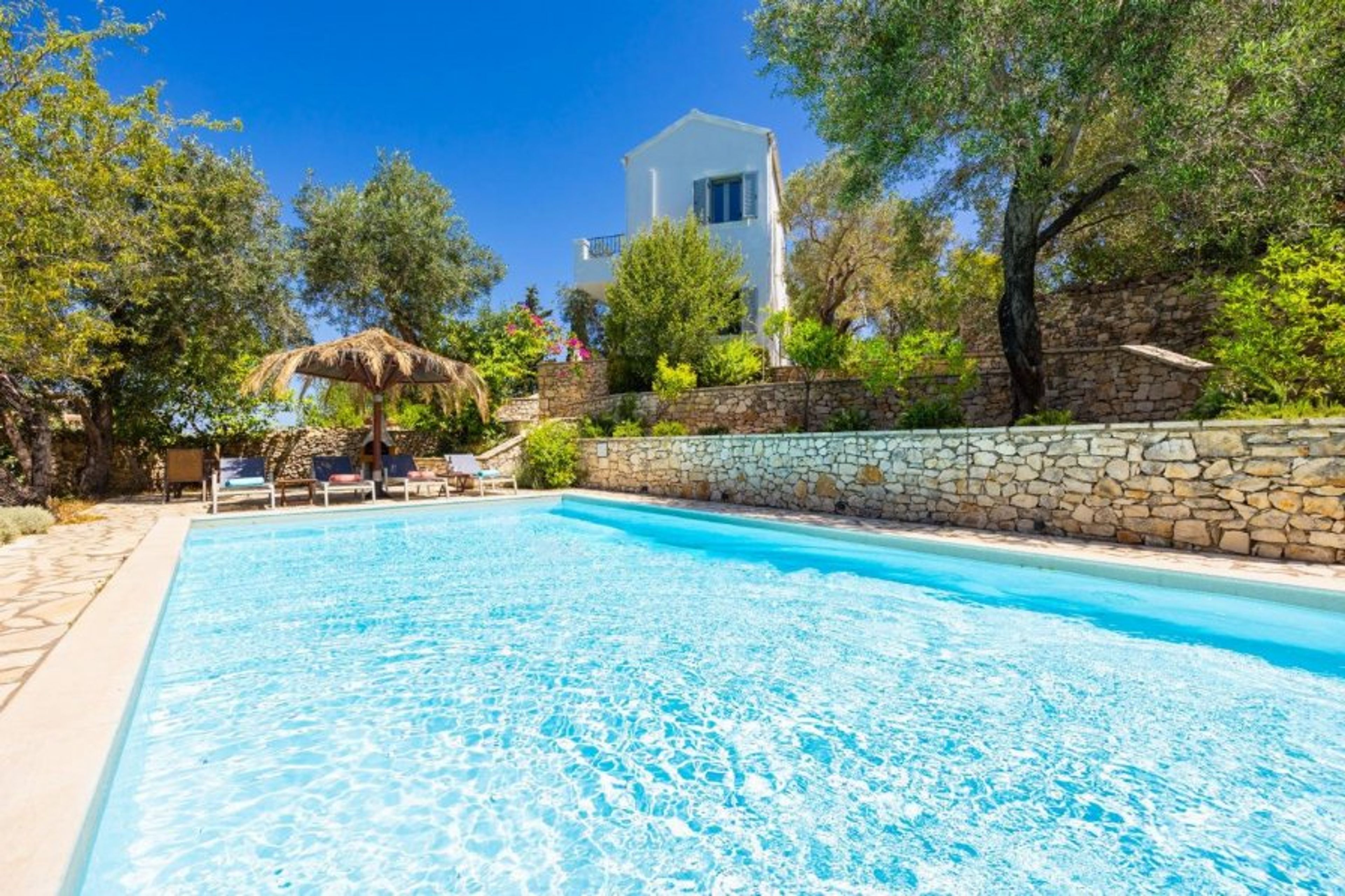 Beautiful villa with private pool and terrace with sea views