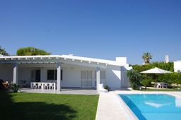 Holiday home to rent in Apulia, Italy