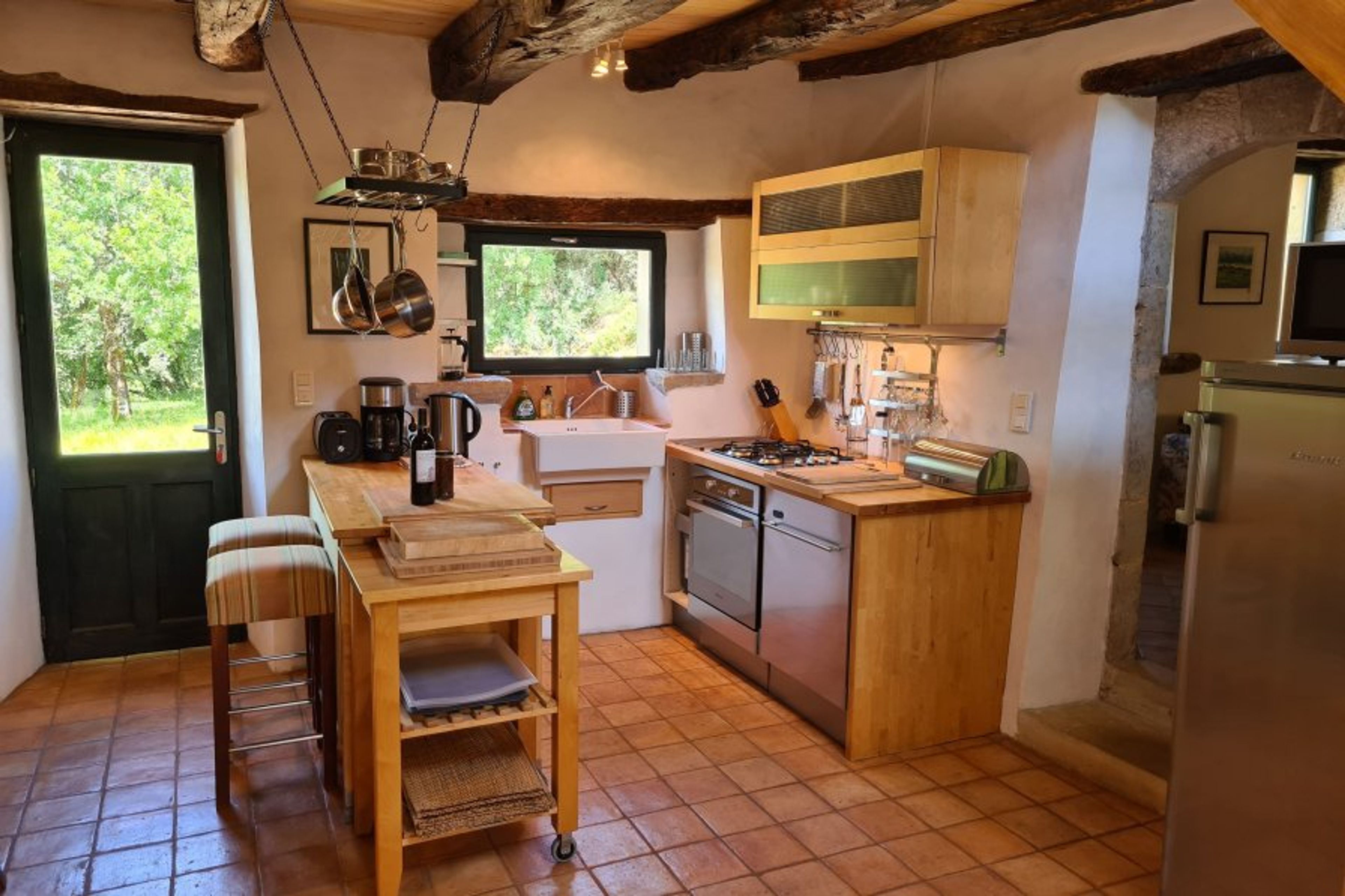 The kitchen/dining area 