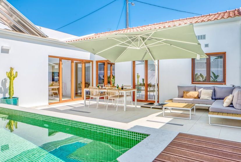 Villa in Ferragudo, Algarve