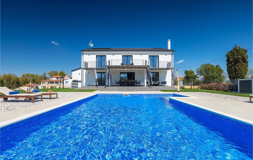 Villa in Croatia, Kavran