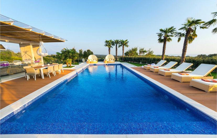 Villa in Croatia, Novalja