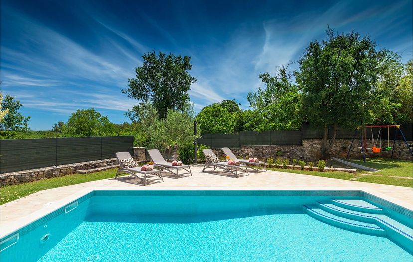 Villa in Croatia, Manjadvorci
