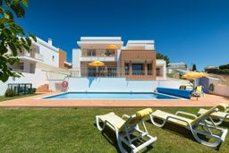 Villa with private pool in the Albufeira Area, Algarve