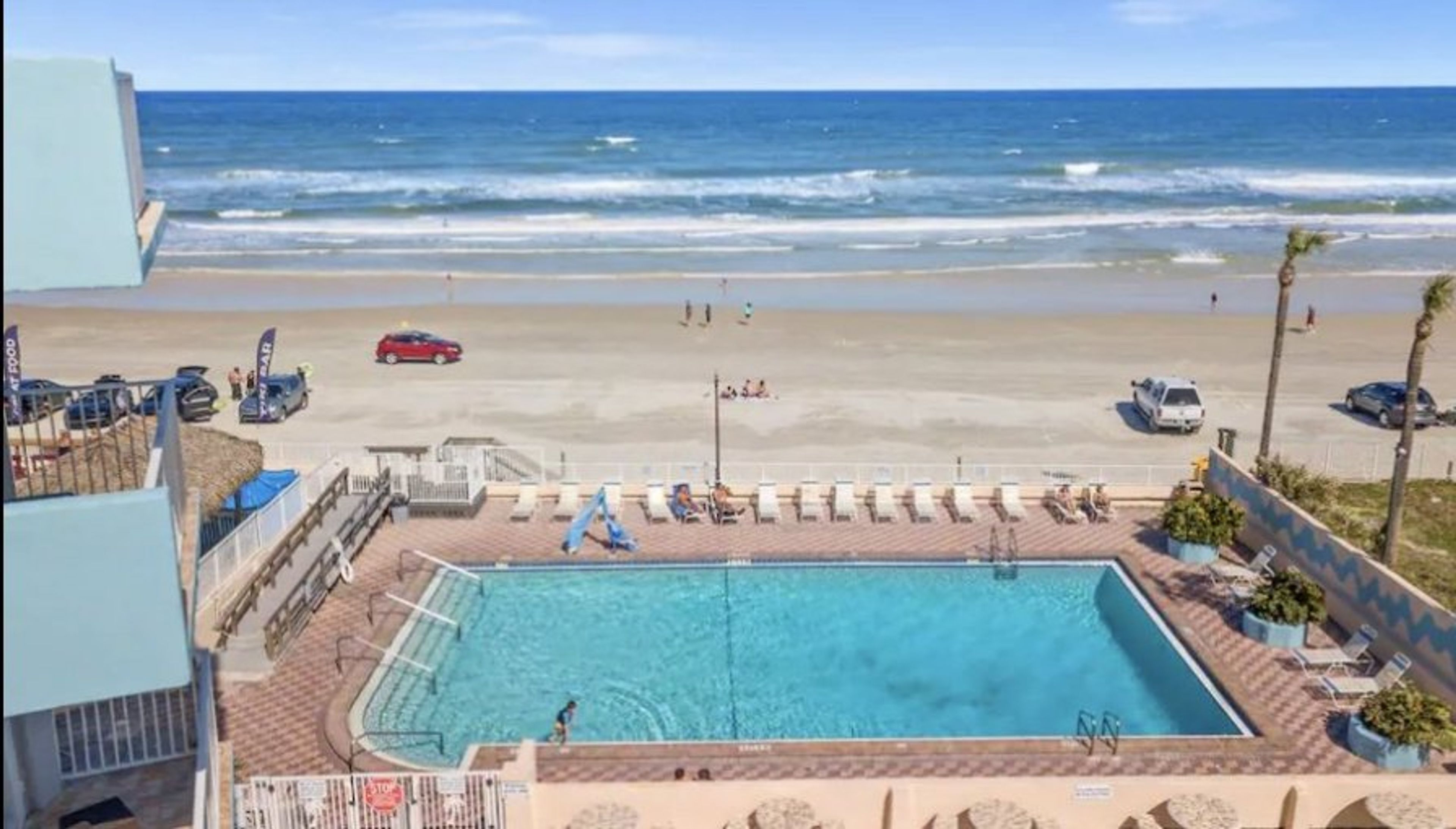 The huge pool overlooking beautiful Daytona Beach!
