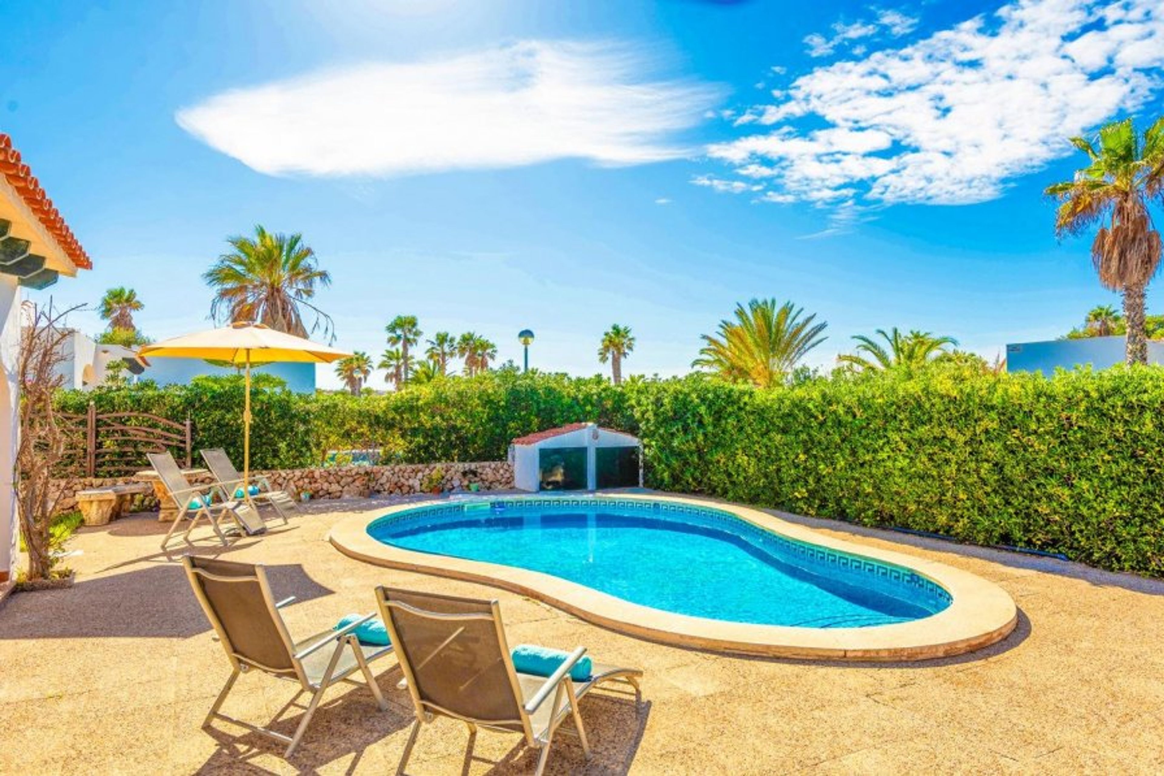 Private pool and terrace