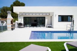 Villa with private pool in Costa Blanca, Spain