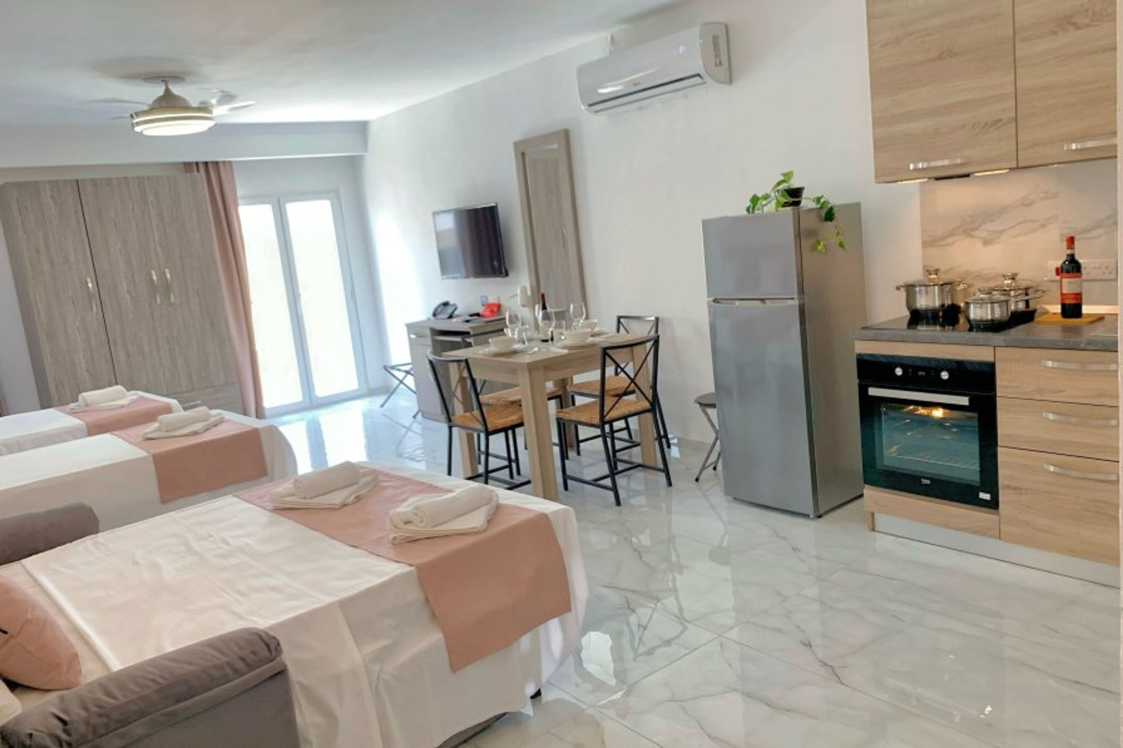 Superior Studio Apartment