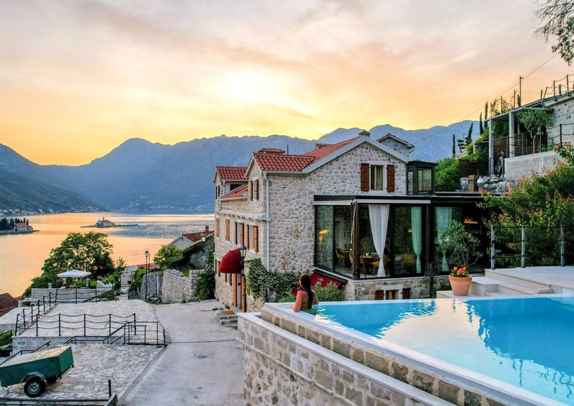 Villa in Perast, Montenegro: default
