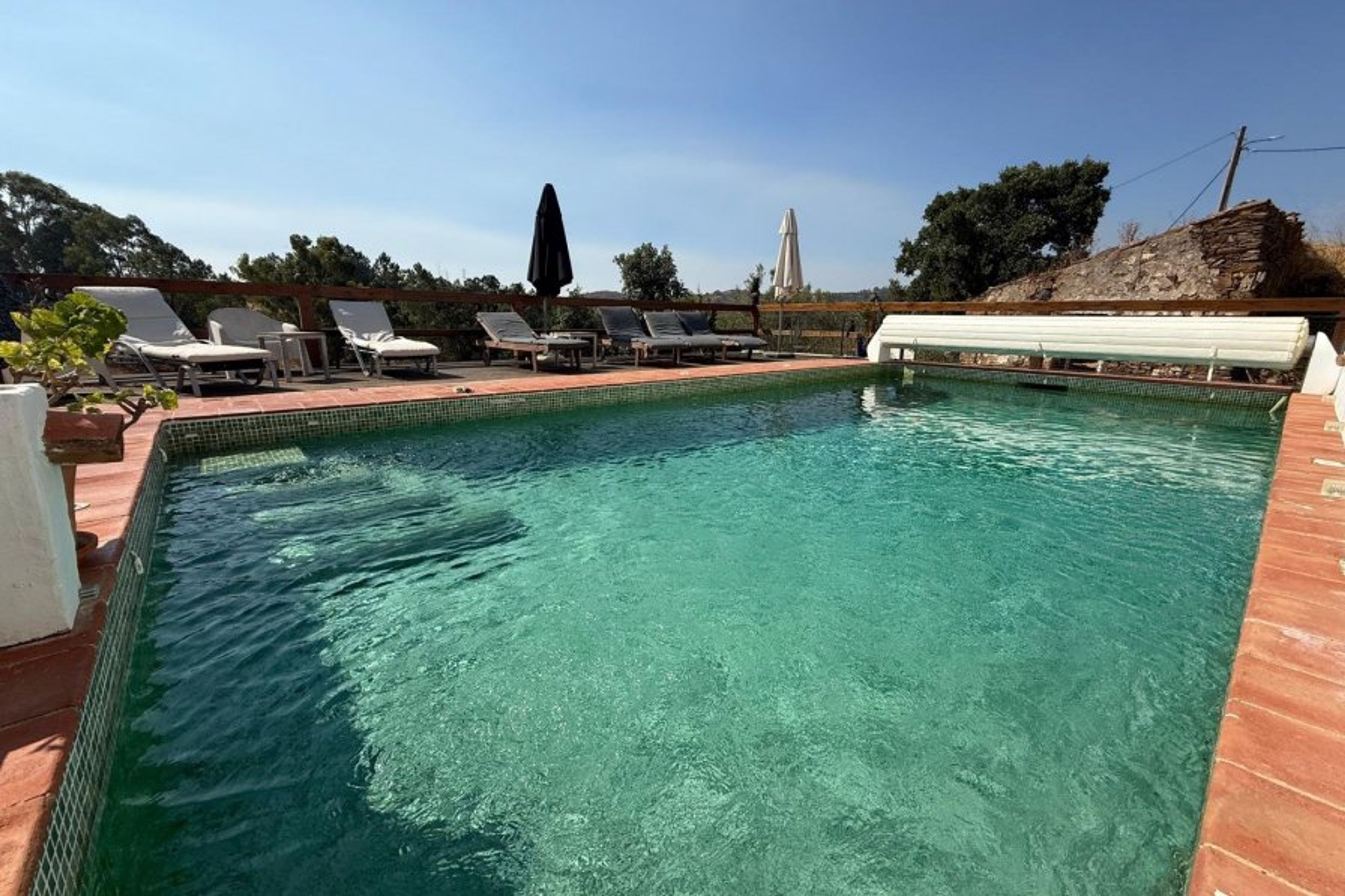 HEATED POOL ALL YEAR ROUND 28C