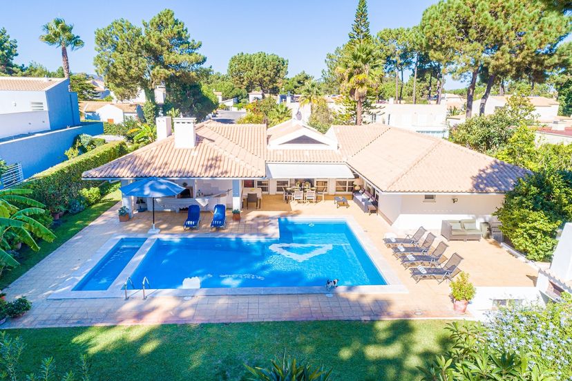 Villa in Portugal, Tróia
