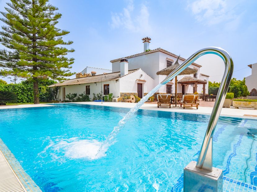 Cottage in Coín, Spain