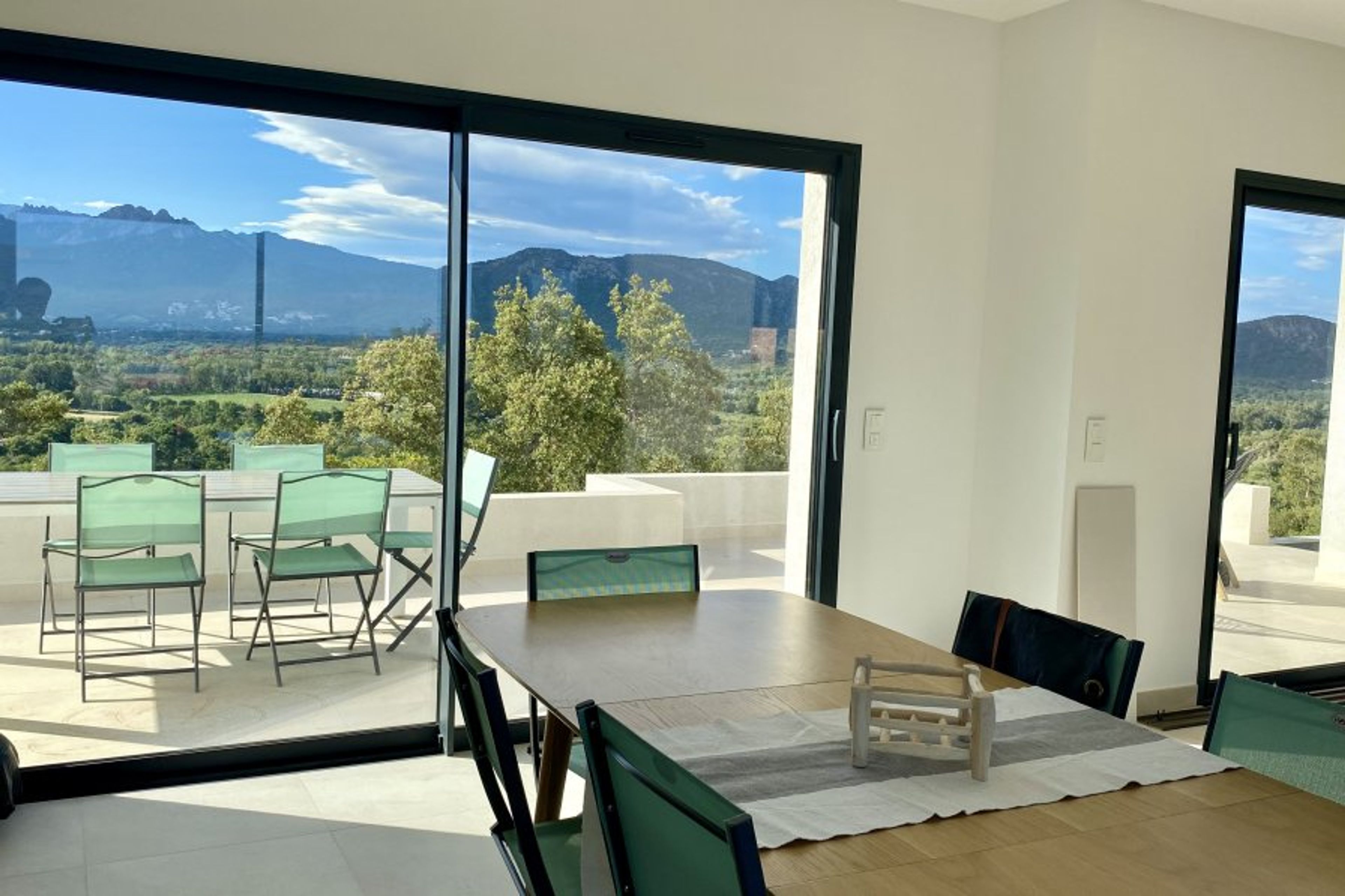 Kitchen with mountain view