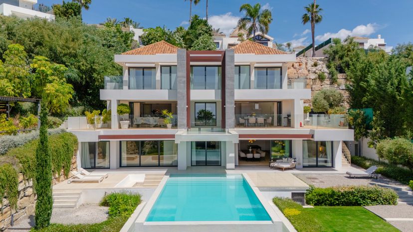 Villa in Benahavís, Spain