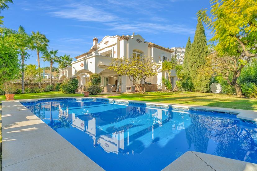 Villa in La Quinta Golf & Country Club, Spain