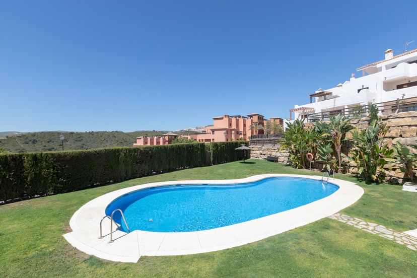 Apartment in Casares Costa Golf, Spain