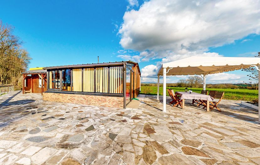 Villa in La Bazouge-de-Chemeré, France