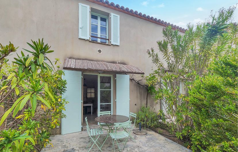 Villa in Saint-Laurent-de-la-Cabrerisse, the South of France