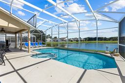 Holiday home with private pool in Davenport, Florida