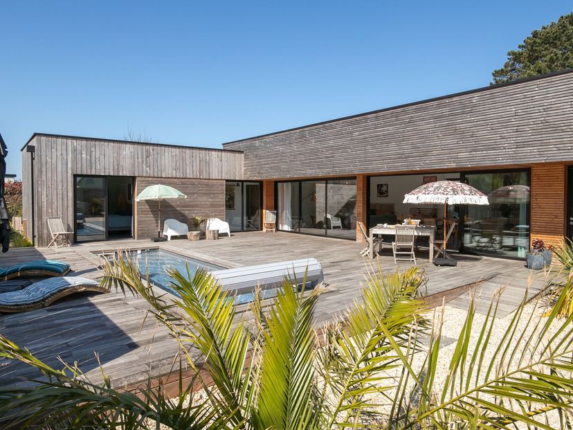 Villa in Locquirec, France