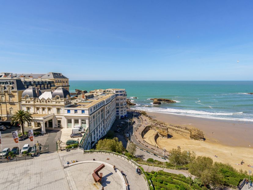 Apartment in Front de Mer, France