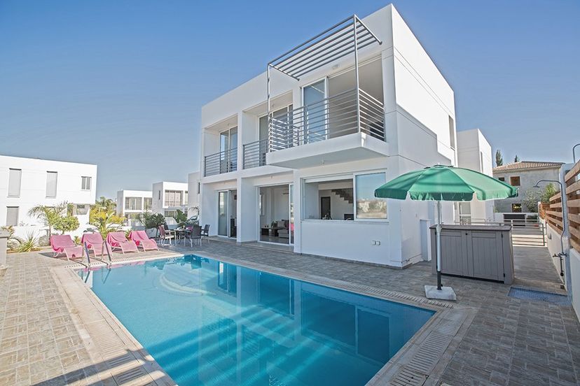 Villa in Kapparis, Cyprus