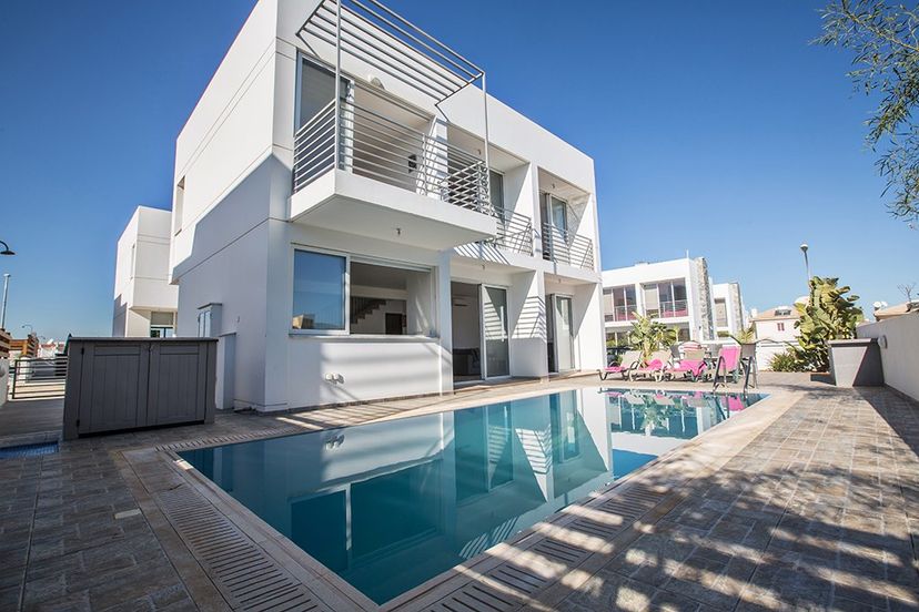 Villa in Kapparis, Cyprus